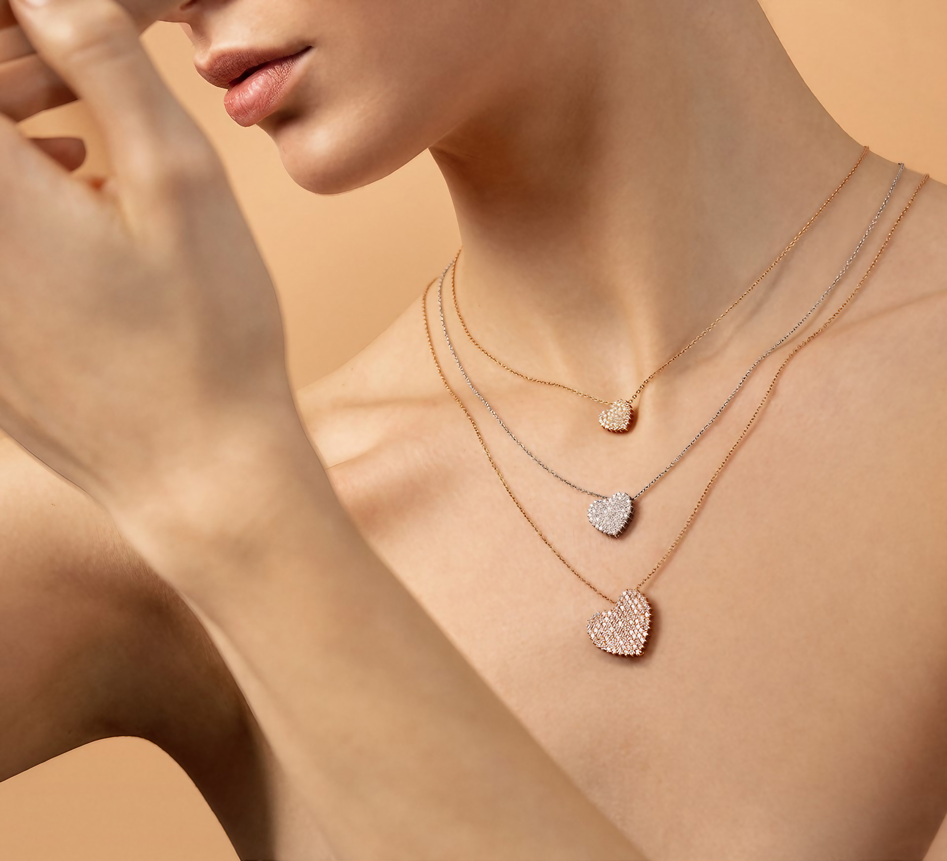 mossa-collane-in-oro-rosa-e-bianco